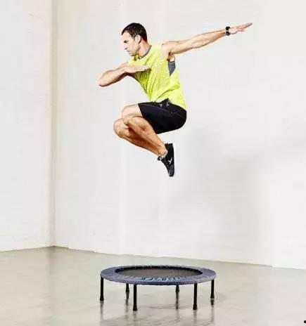 成人蹦蹦床的视频教程,跟随视频教程掌握成人蹦蹦床技巧