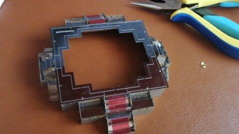 成人金属拼装模型视频,跟随视频轻松打造精美模型